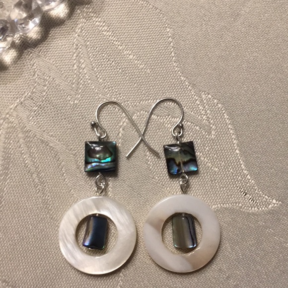 Genuine Abalone and Mother of Pearls earrings.🐚 - Picture 4 of 4